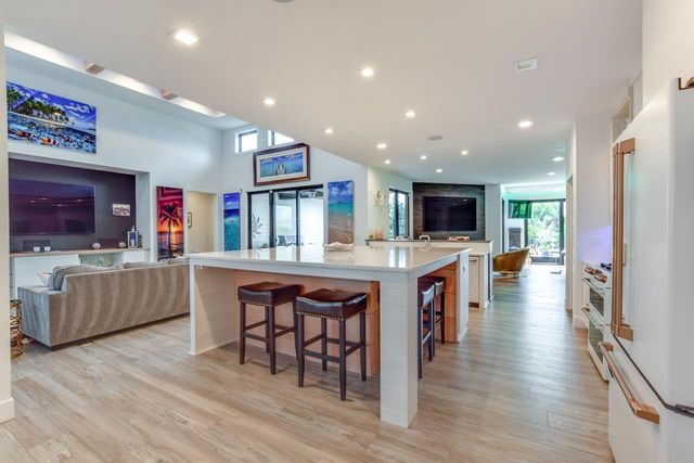 5803 Bellewood Drive, Waunakee, WI 53597