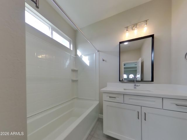 1314 N PARKCREST Circle, Mesa, AZ 85205