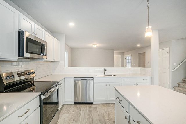 13718 Oasis Avenue, Holland, MI 49424