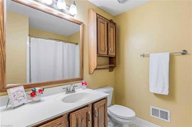 5214 Millstone Road, Oak Ridge, NC 27310