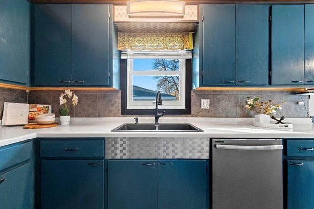 724 MELISSA STREET, Menasha, WI 54952