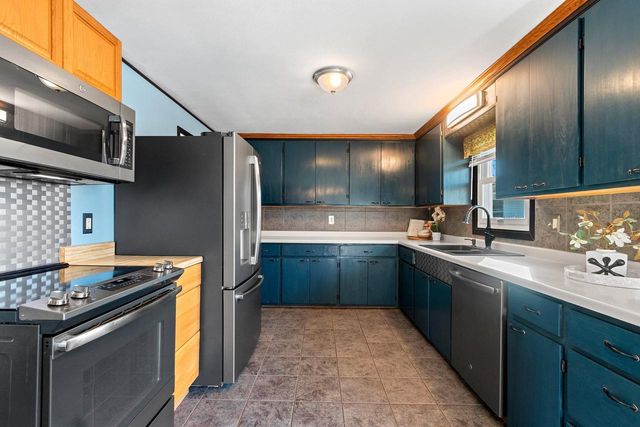 724 MELISSA STREET, Menasha, WI 54952