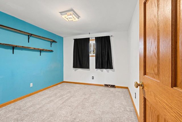 724 MELISSA STREET, Menasha, WI 54952