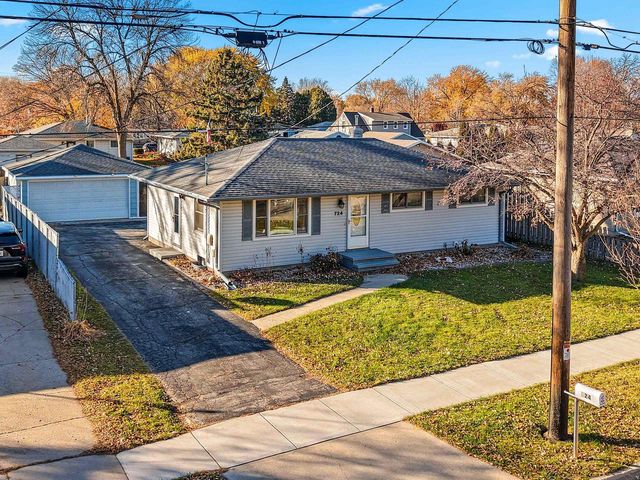 724 MELISSA STREET, Menasha, WI 54952