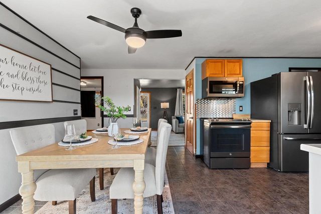 724 MELISSA STREET, Menasha, WI 54952