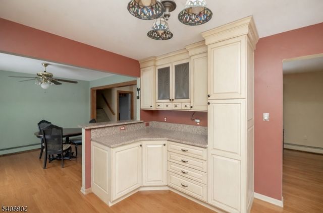 17 River View Drive, Hardwick Twp., NJ 07825