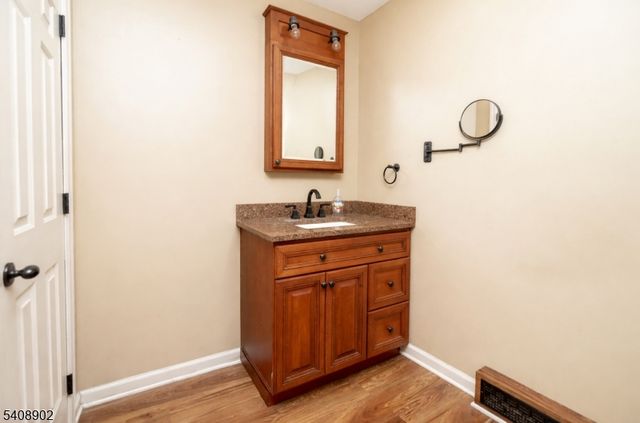 17 River View Drive, Hardwick Twp., NJ 07825