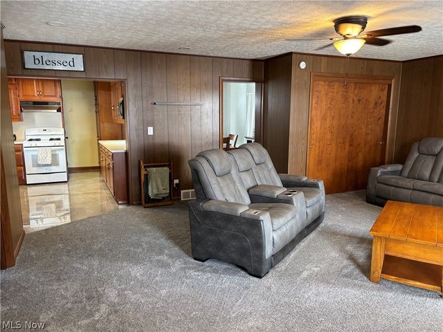 120 Prospect Street, Dover, OH 44622