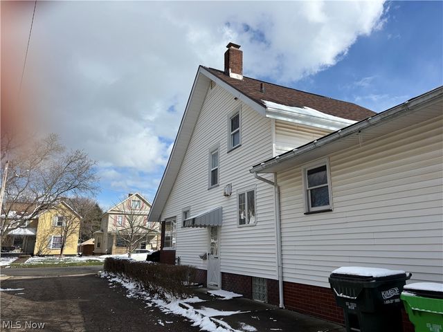 120 Prospect Street, Dover, OH 44622