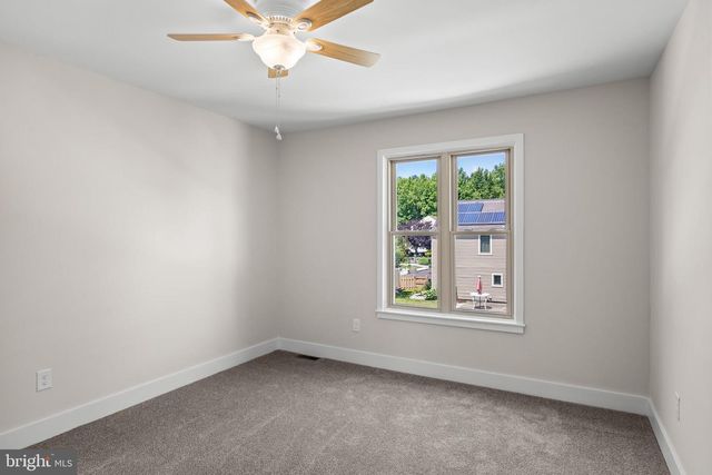 20 ROSE CT, Mount Laurel, NJ 08054