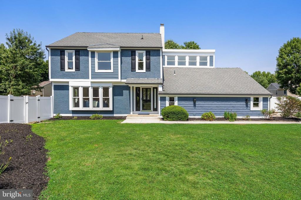 20 ROSE CT, Mount Laurel, NJ 08054