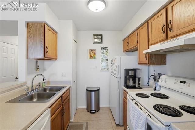 2245 Split Rock Drive, Colorado Springs, CO 80919