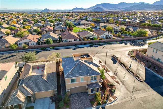 10427 Turtle Mountain Avenue, Las Vegas, NV 89166