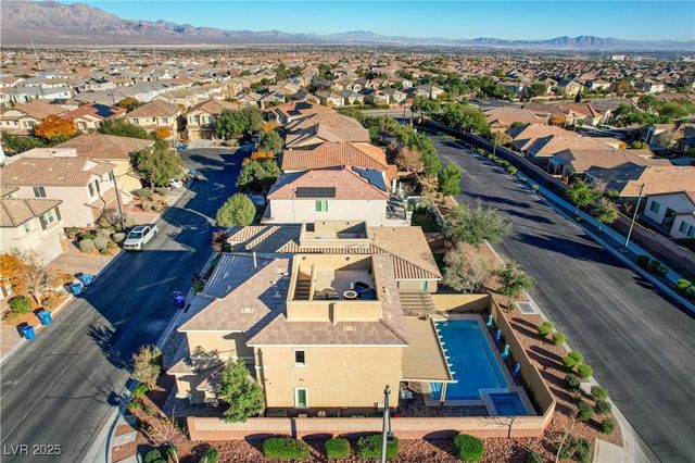 10427 Turtle Mountain Avenue, Las Vegas, NV 89166