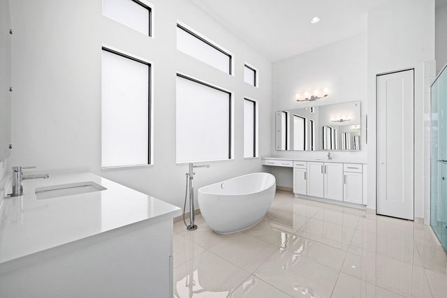 8252 Crystal Downs Avenue, Boca Raton, FL 33434