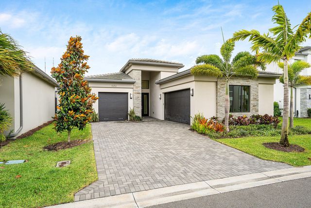 8252 Crystal Downs Avenue, Boca Raton, FL 33434