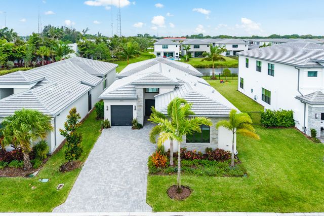 8252 Crystal Downs Avenue, Boca Raton, FL 33434