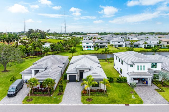 8252 Crystal Downs Avenue, Boca Raton, FL 33434