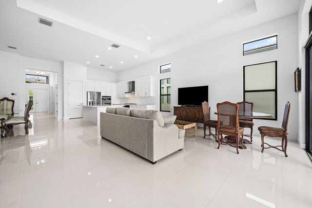 8252 Crystal Downs Avenue, Boca Raton, FL 33434