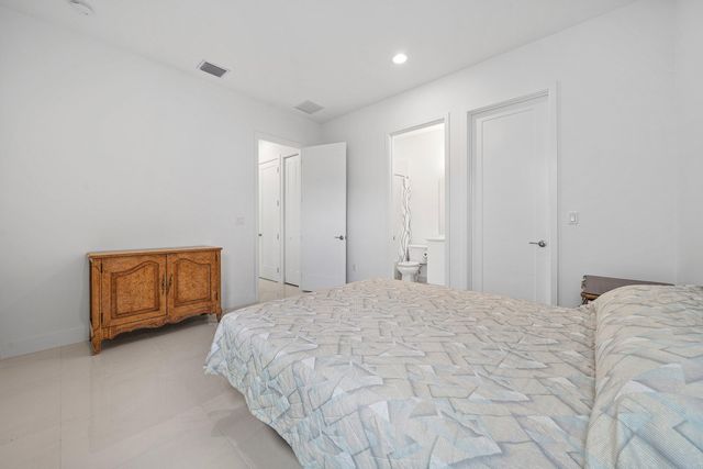 8252 Crystal Downs Avenue, Boca Raton, FL 33434