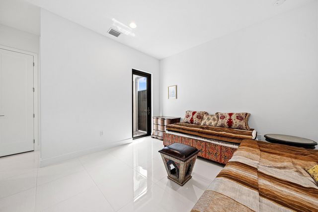 8252 Crystal Downs Avenue, Boca Raton, FL 33434