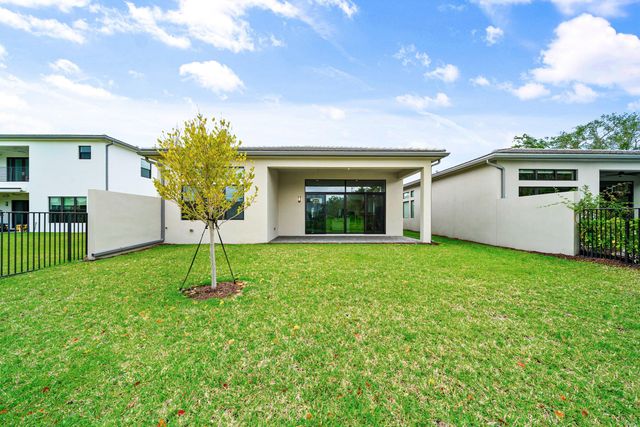 8252 Crystal Downs Avenue, Boca Raton, FL 33434