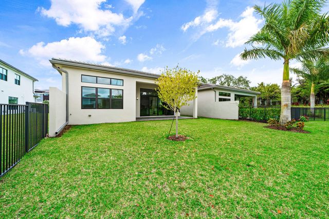 8252 Crystal Downs Avenue, Boca Raton, FL 33434