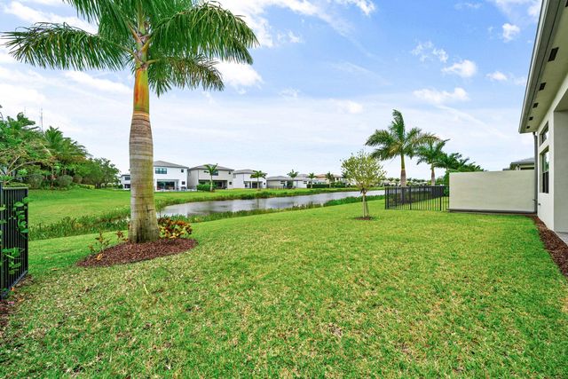 8252 Crystal Downs Avenue, Boca Raton, FL 33434