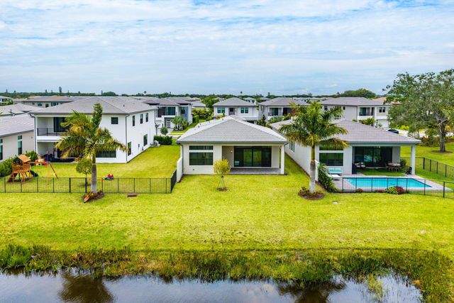 8252 Crystal Downs Avenue, Boca Raton, FL 33434