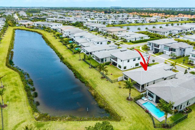 8252 Crystal Downs Avenue, Boca Raton, FL 33434