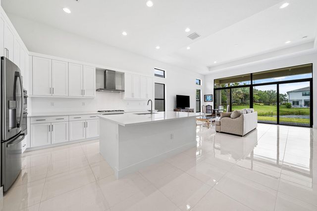 8252 Crystal Downs Avenue, Boca Raton, FL 33434