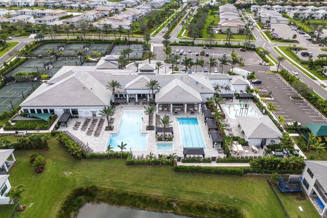8252 Crystal Downs Avenue, Boca Raton, FL 33434