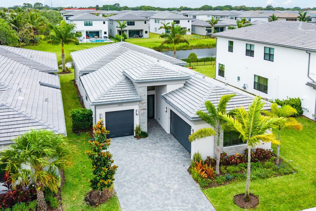 8252 Crystal Downs Avenue, Boca Raton, FL 33434