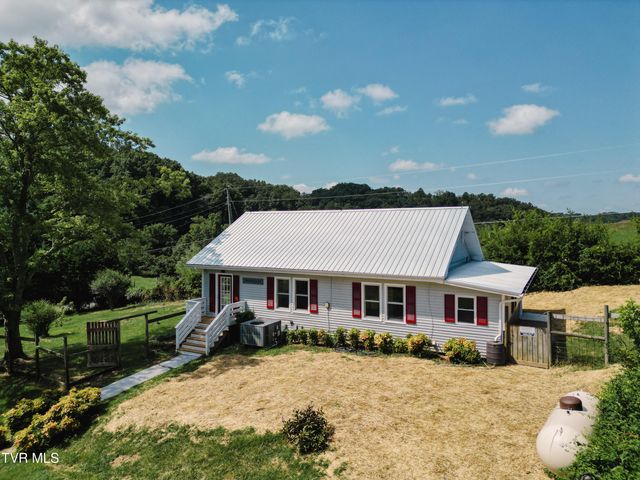 475 Doc Hawkins Road, Greeneville, TN 37745