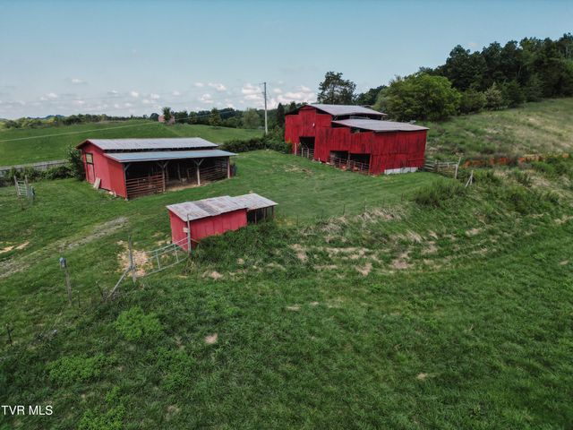 475 Doc Hawkins Road, Greeneville, TN 37745