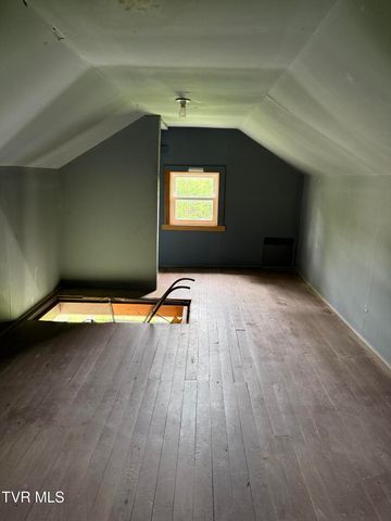 475 Doc Hawkins Road, Greeneville, TN 37745