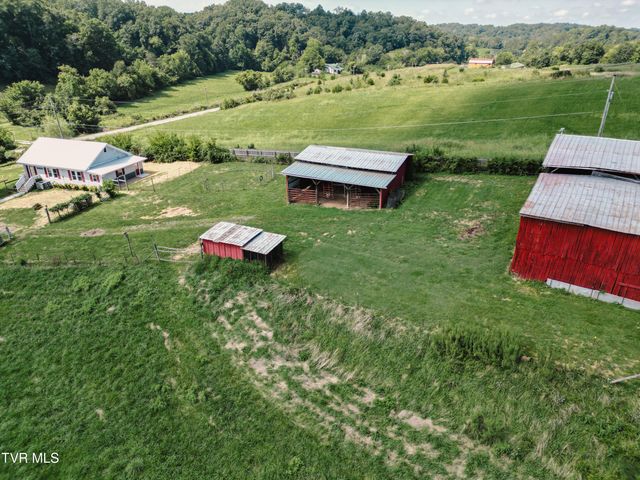 475 Doc Hawkins Road, Greeneville, TN 37745