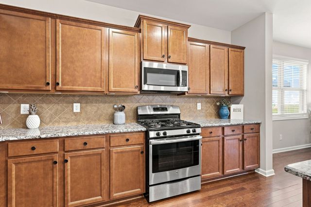 3022 Alan Dr, Spring Hill, TN 37174