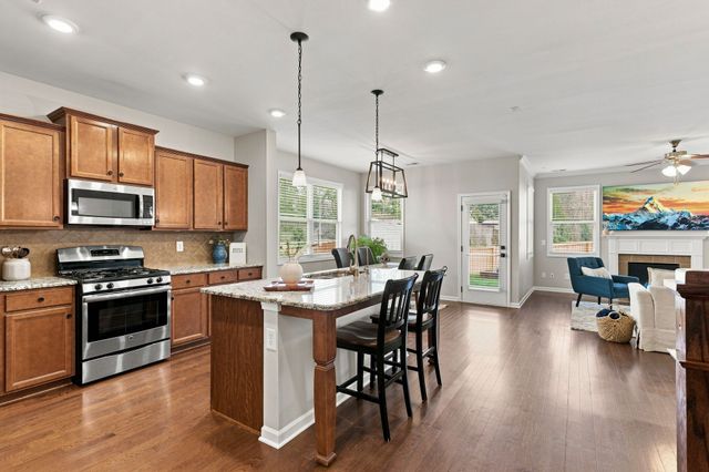 3022 Alan Dr, Spring Hill, TN 37174