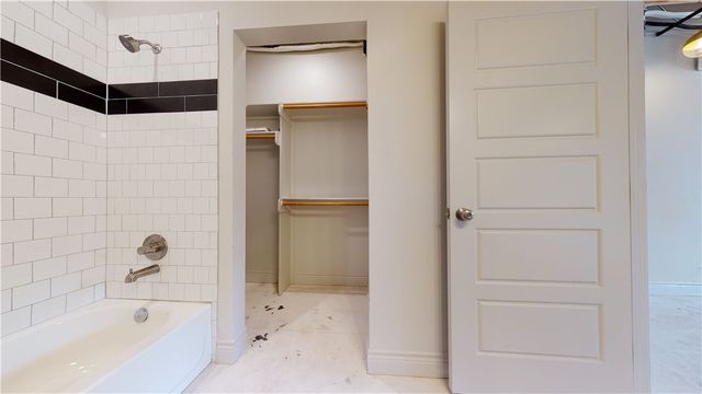 305 West 27th Street 223, Bryan, TX 77803