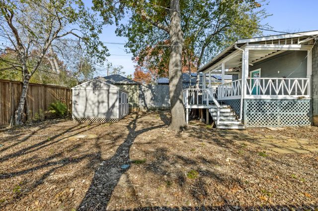 1800 Virginia Place, Fort Worth, TX 76107