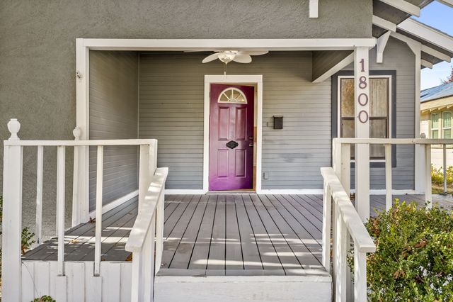 1800 Virginia Place, Fort Worth, TX 76107