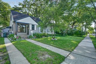 22729 Cleveland Street, Dearborn, MI 48124