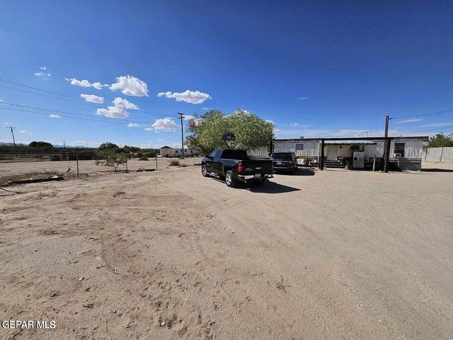 131 Oil Mill Drive, Tornillo, TX 79853