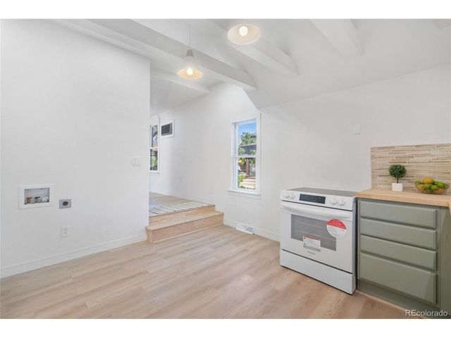 4636 Leaf Ct, Denver, CO 80216