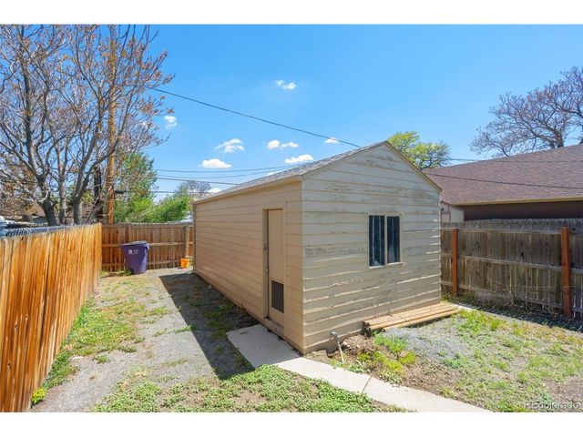 4636 Leaf Ct, Denver, CO 80216