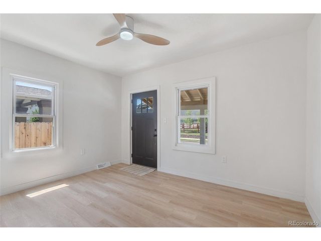 4636 Leaf Ct, Denver, CO 80216