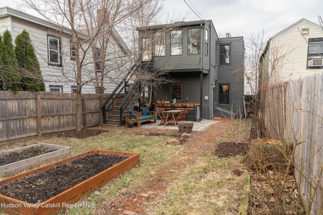 517 State Street, Hudson, NY 12534