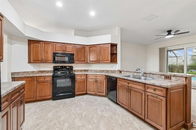 5306 WATERLEAF COURT, Valrico, FL 33596