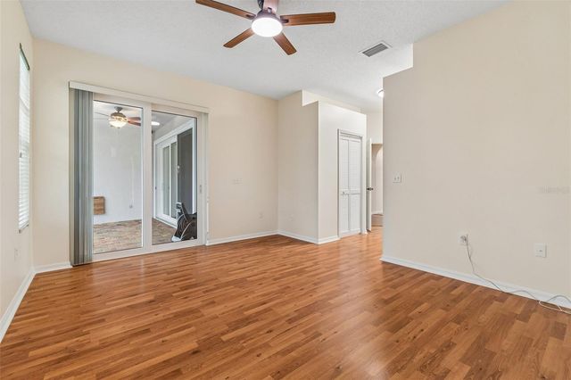 5306 WATERLEAF COURT, Valrico, FL 33596